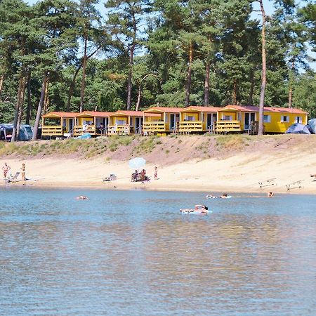 Отель Camping Blauwe Meer Nv Ломмель Экстерьер фото